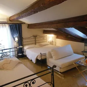 2* Pensión Ca' Riccio