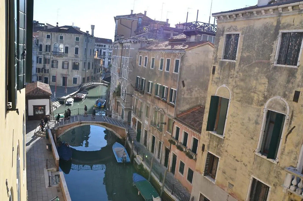 B&B Le Marie Venice Guest house